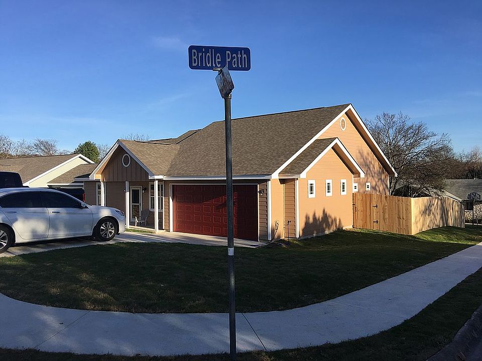 1st image of 2320 Mesa Park Dr