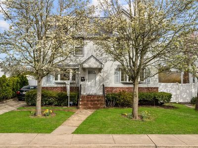 37 Oceanview Avenue, Valley Stream, NY, 11581