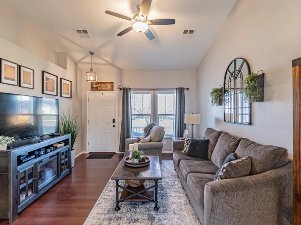 3005 Village Green St, Caldwell, ID 83605