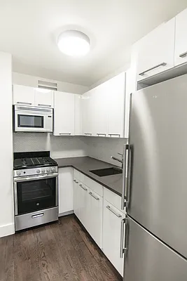 Rented by Oxford Property Group | media 11