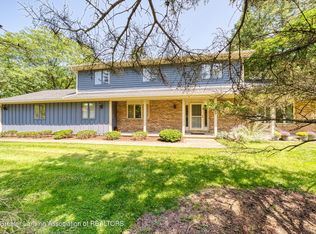1792 Old Mill Rd, East Lansing, MI 48823