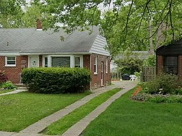 2112 Ellwood Ave, Berkley, MI 48072