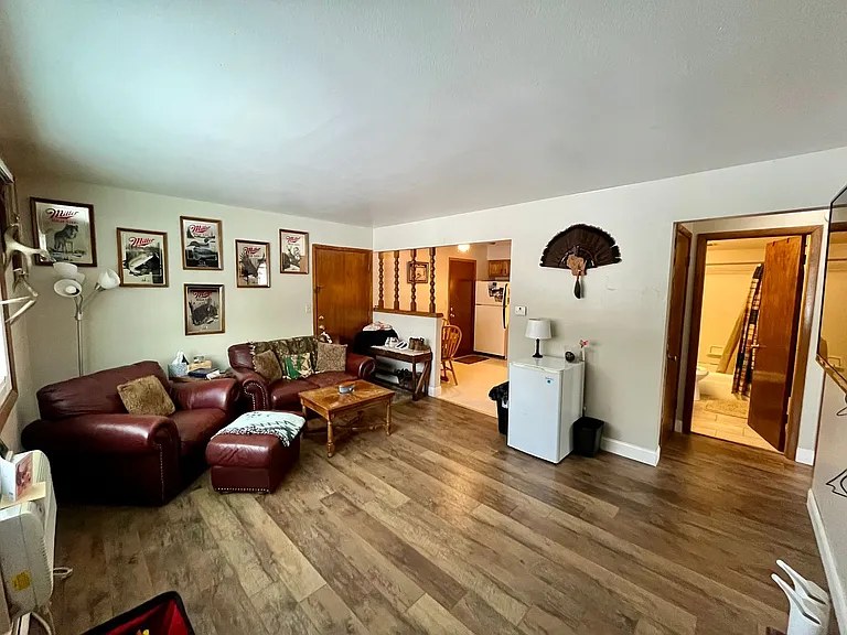 N114W15518 Sylvan Cir — Photo 5