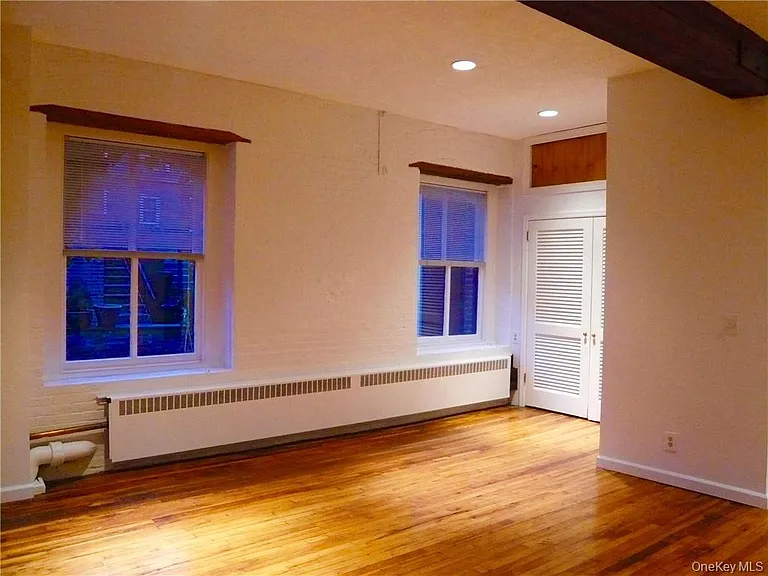 300 Ferdon Ave #2 — Photo 9