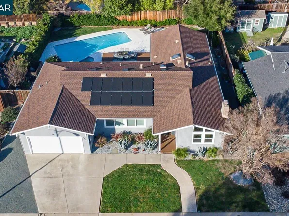 3737 Gainsborough Dr, Concord, CA 94518