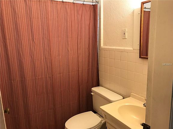 4th image of 1520 Georgia Ave