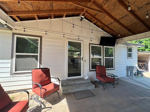 2nd image of 229 E Juniper Ln