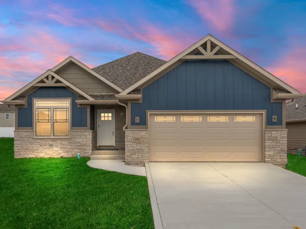 13942 Blue Sky Ct, Saint John, IN 46373