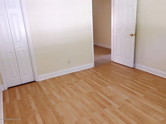 5th image of 1119 Crestdale St