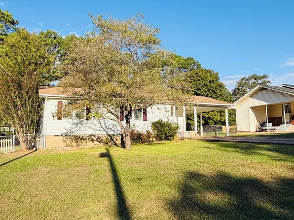 360 S 18th St, Batesville, AR 72501