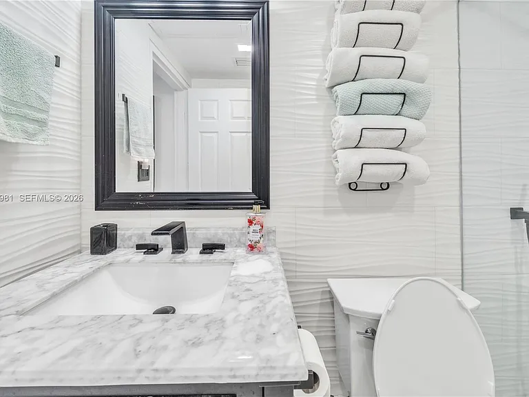 2501 S Ocean Dr #1535-AVAILABLEAUG15 — Photo 29