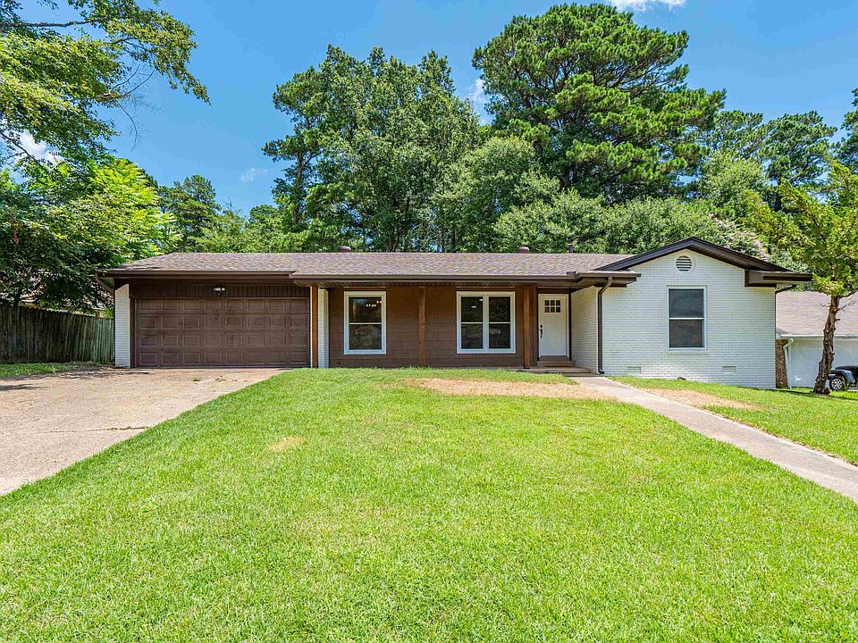 1st image of 6 Concord Cir