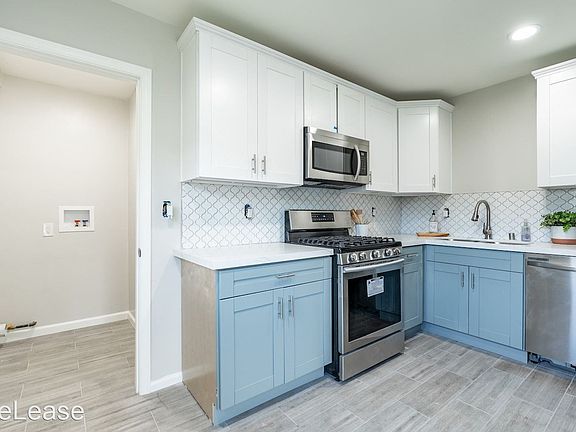3rd image of 2535-37 K St #2537-K