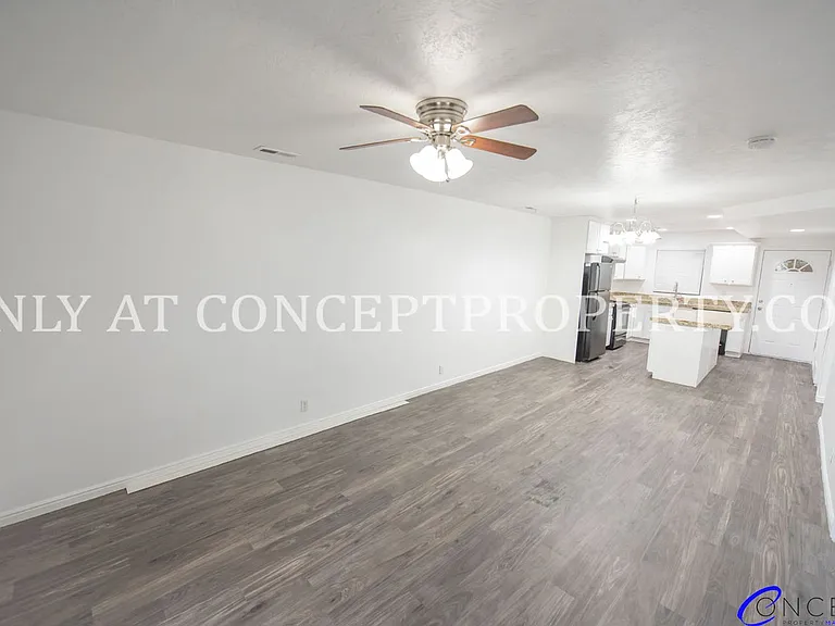 Foothill Terrace — Photo 290