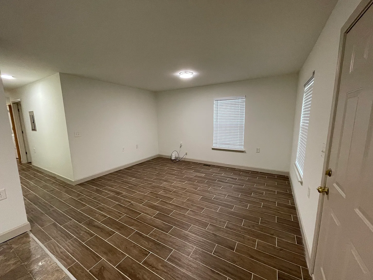 950 Smith St SW — Photo 4