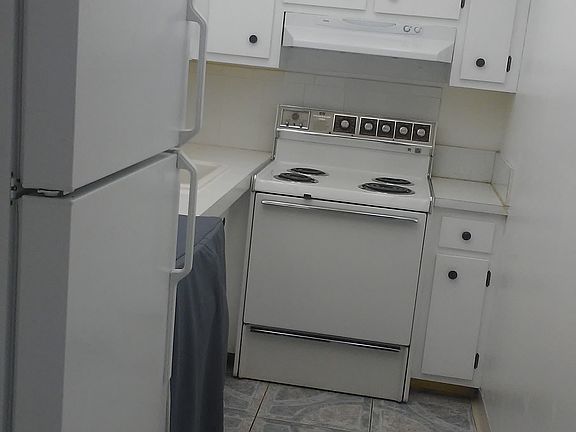 4th image of 4707 NW 7th St #2068