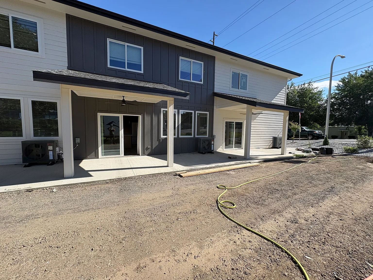 3 bed, 2.5 bath, 1500 sqft, $2,500 — Photo 3
