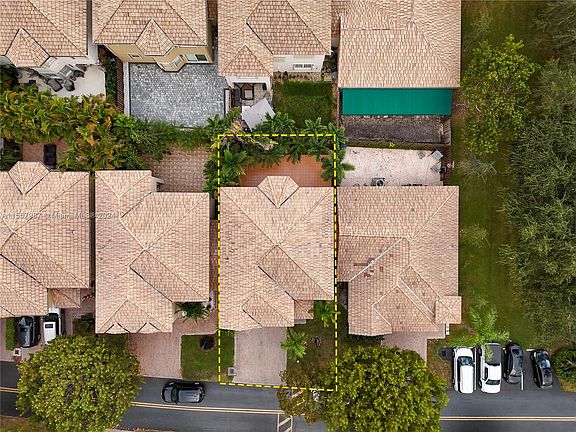 3rd image of 10982 NW 48th Ln #10982
