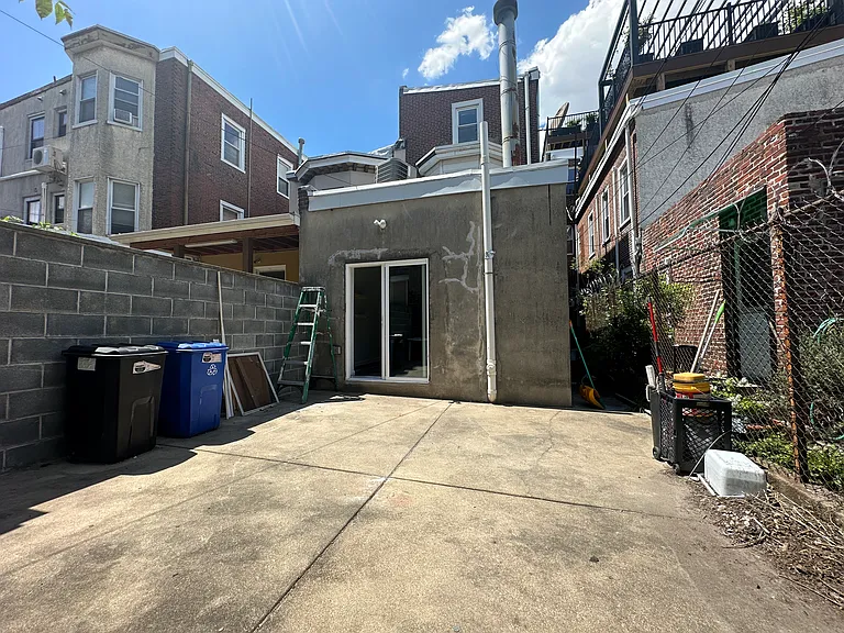 1433 S 6th St #1 — Photo 31