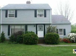 5295 Edenhurst Rd, Cleveland, OH 44124