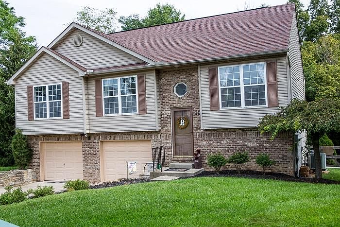1st image of 10 Flatwood Ct