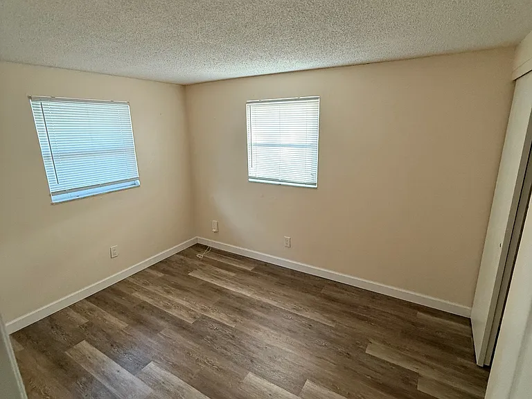 8431 Kumquat Ave — Photo 8