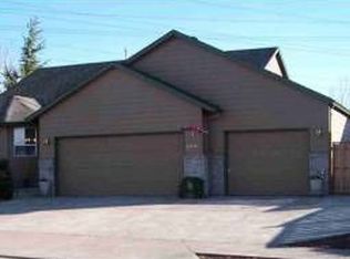 21810 NE Fairview Lake Way, Fairview, OR 97024