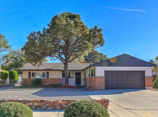 7416 Gladden Ave NE, Albuquerque, NM 87110