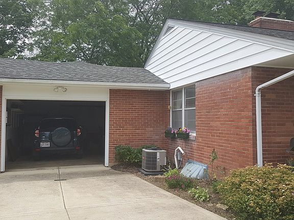 4th image of 14 Tecumseh Dr