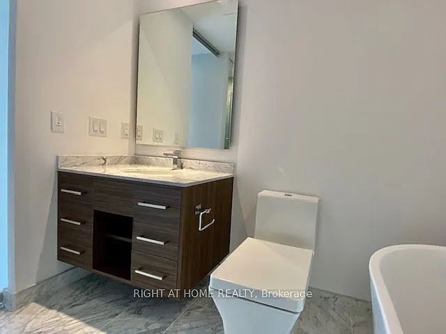 488 University Ave #4106 — Photo 40