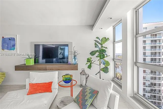 5055 Collins Ave #11C — Photo 10