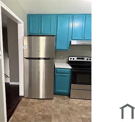 4 bed, 1215 sqft, $2,500 — Photo 4