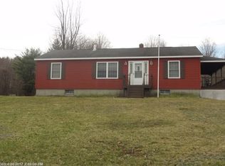 122 S Alpine St, Oakland, ME 04963