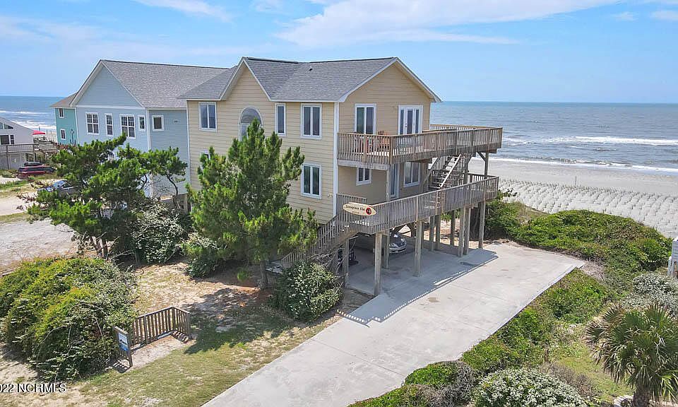 6725 W Beach Dr, Oak Island, Nc 28465 