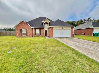 23776 Sandlewood Ct, Denham Springs, LA 70726