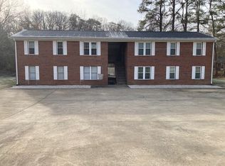 805 W Academy St APT B, Madison, NC 27025
