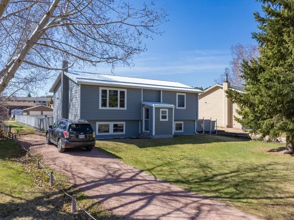 1208 Canal St, Custer, SD 57730