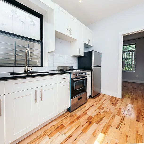 765 Macdonough Street — Photo 4