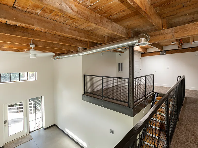 Borden Lofts — Photo 16