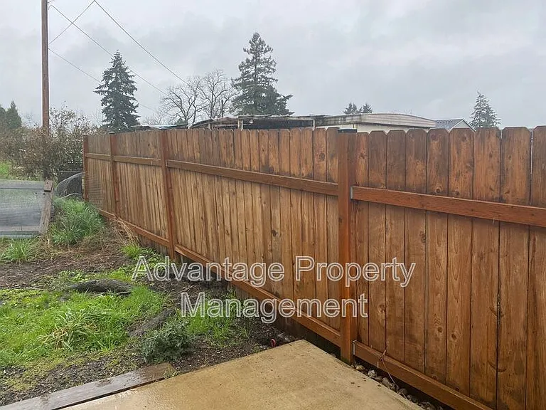 1711 S 9th St — Photo 3