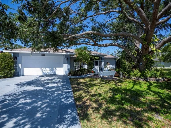 271 Manor Rd, Venice, FL 34293