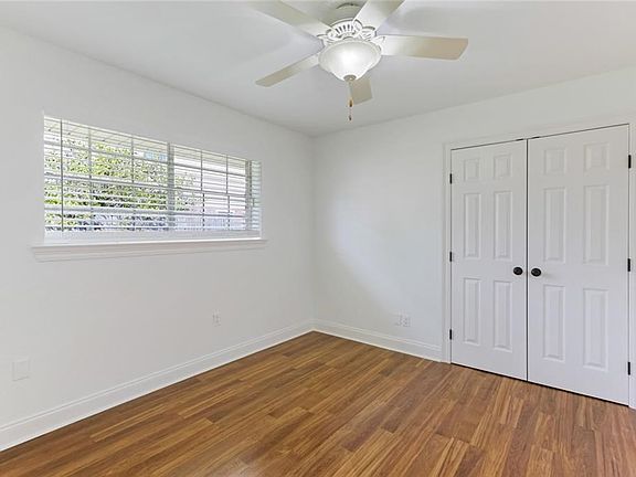 4th image of 3732 Lake Trail Dr