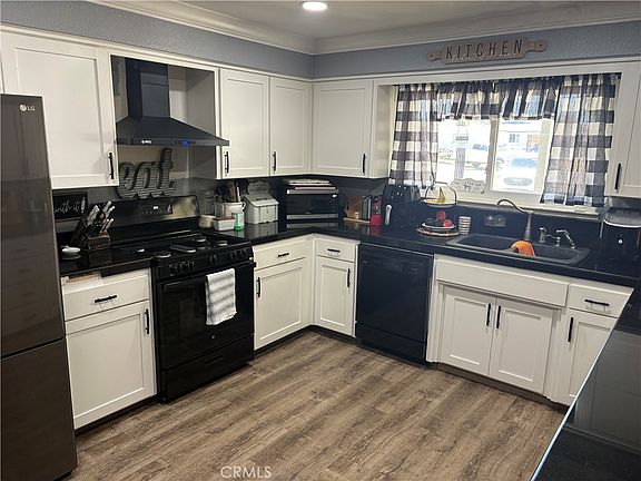 2nd image of 2350 Angelus Ct
