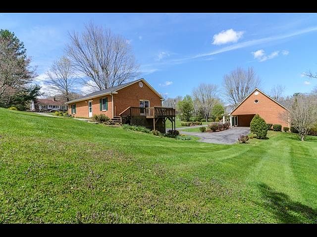 1st image of 12235 College Dr