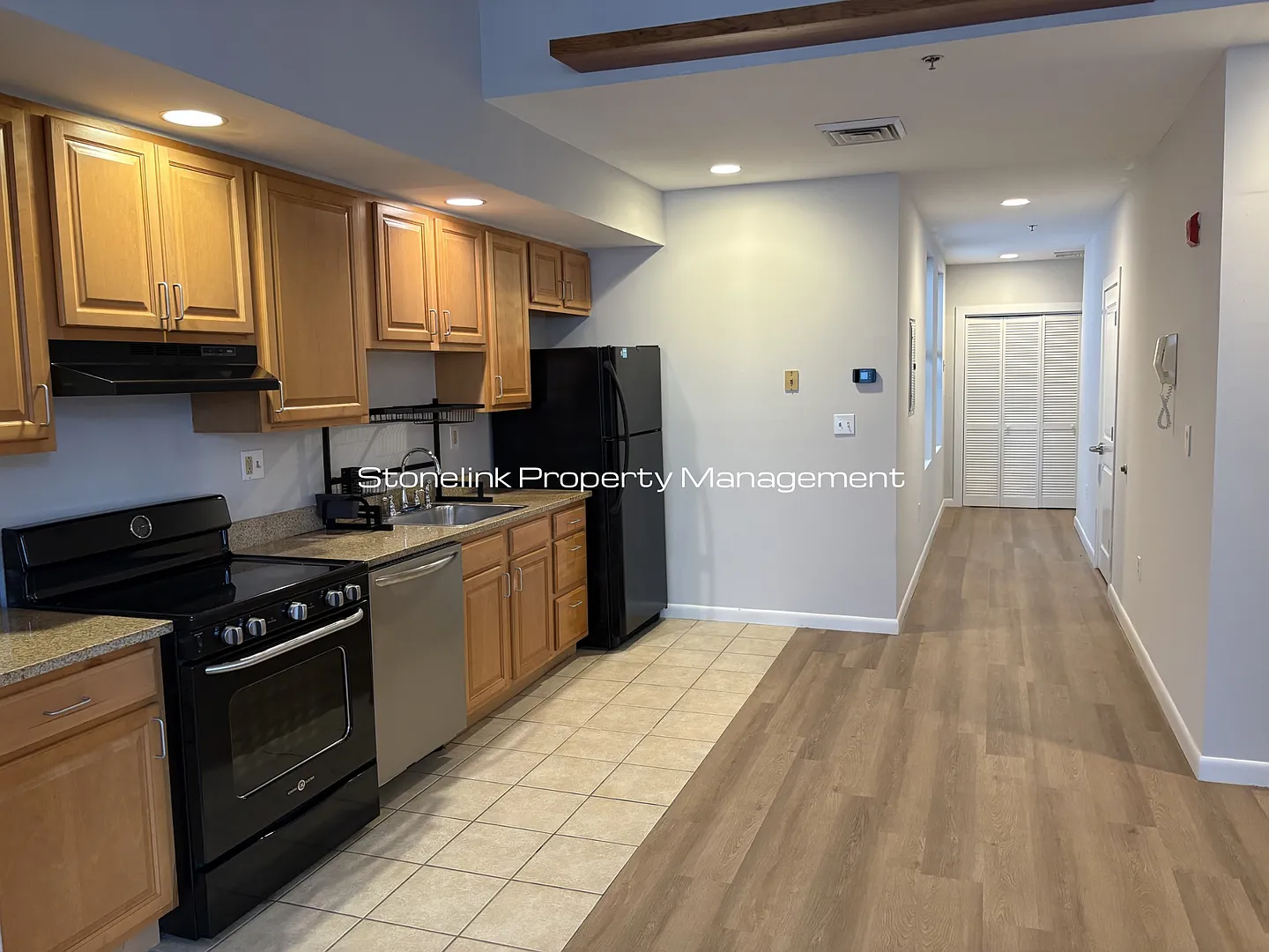 Newly Renovated Loft Style Apartment For Rent in Downtown Providence! — Photo 3