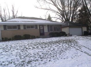 5007 W Parkland Ave, Brown Deer, WI 53223
