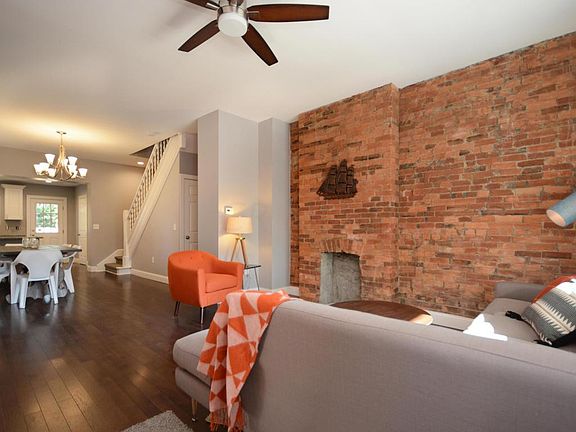 3rd image of 288 Kelton Ave #290