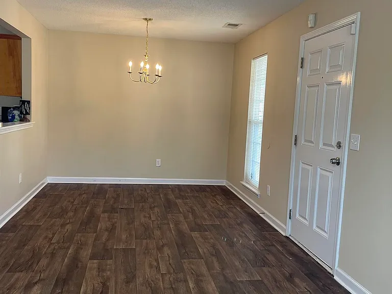 722 Wildlife Ln — Photo 3