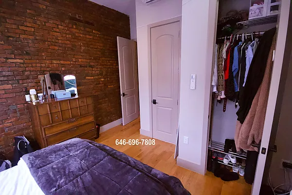 Rented by Meller Maayan S | media 39