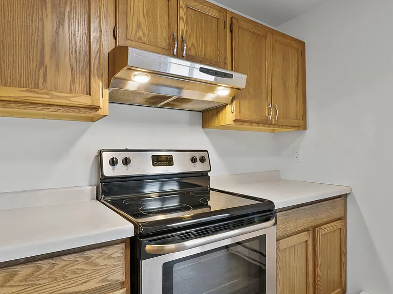 410 Pearl St #1 — Photo 16